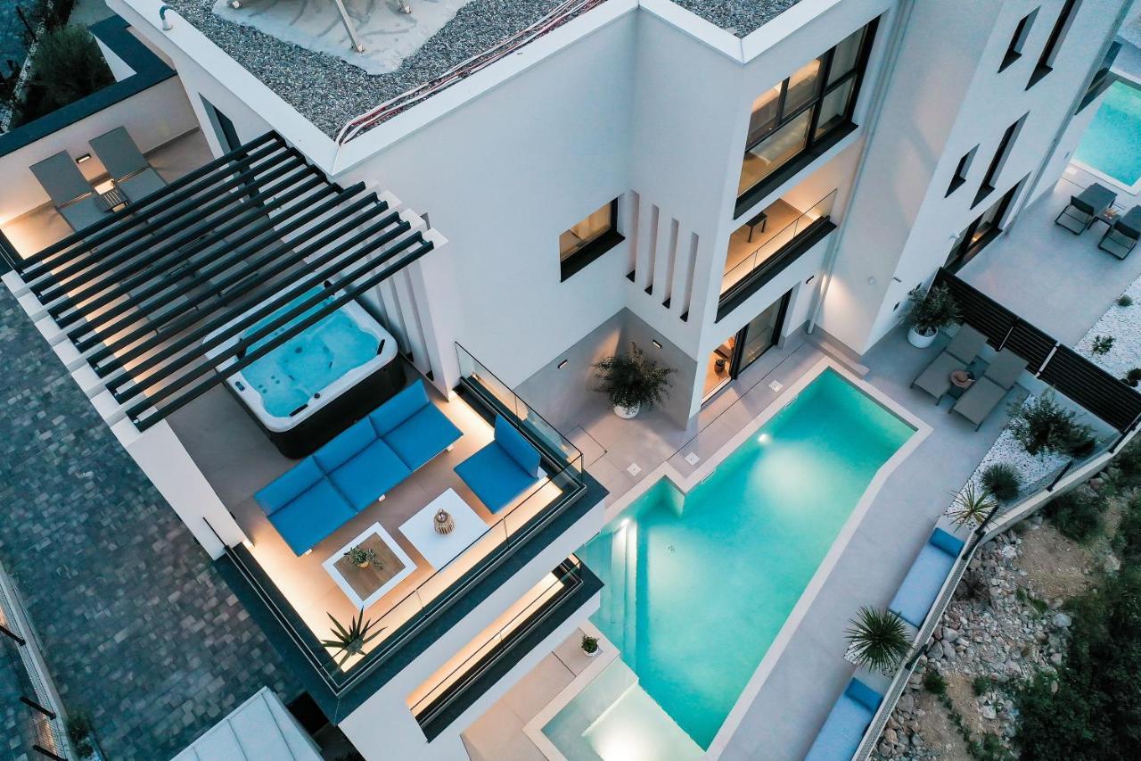 Burin Villa *