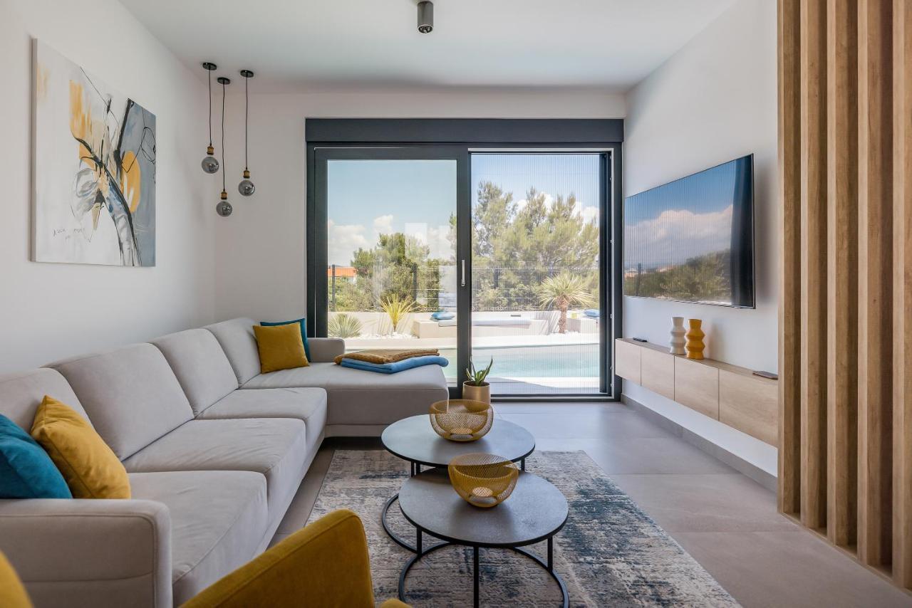 Burin Villa