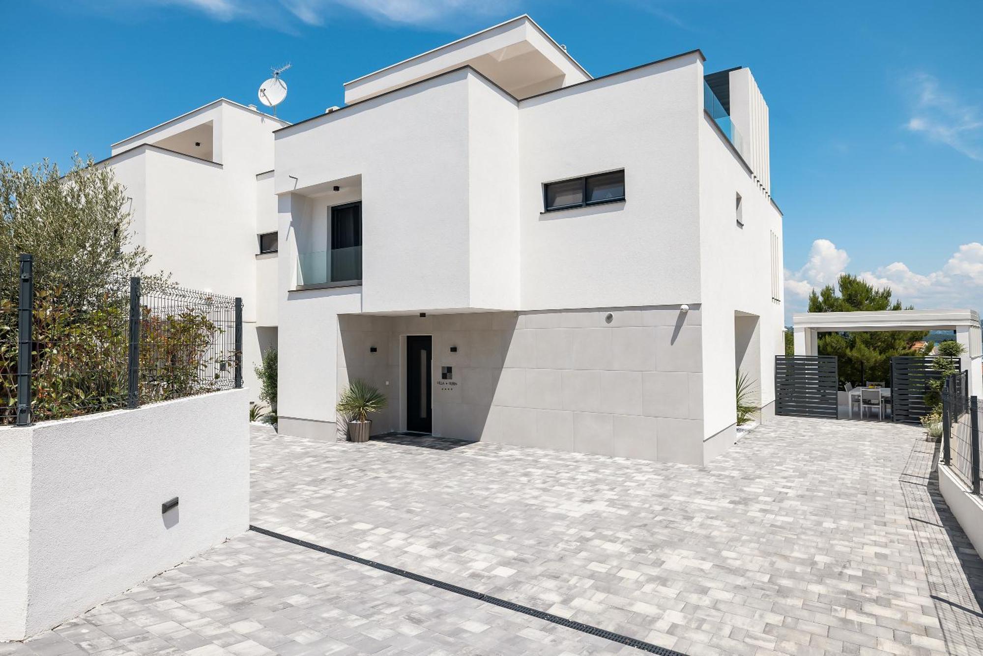 Burin Villa Murter